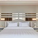 Resort Pomegranate Wellness