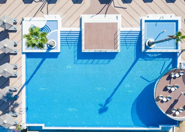 Pomegranate Wellness 5*