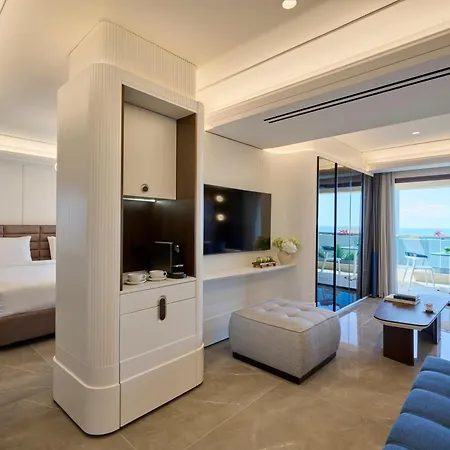Pomegranate Wellness 5*