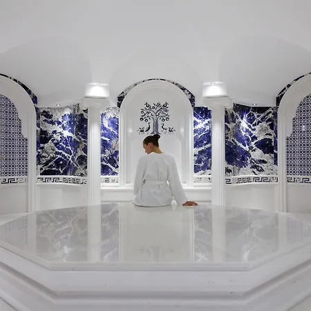 Pomegranate Wellness Здравен курорт