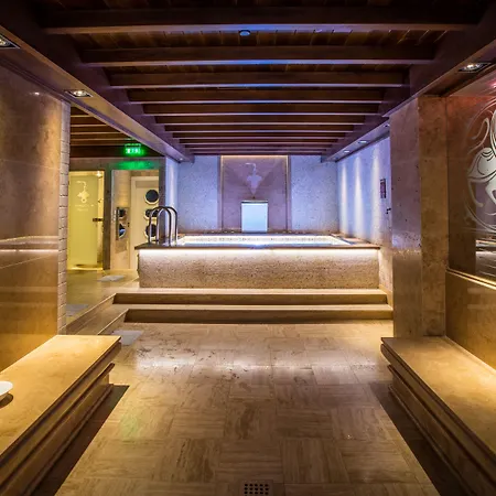 Pomegranate Wellness 리조트 5*