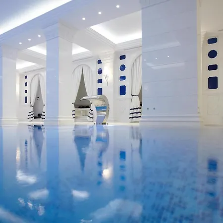 리조트 Pomegranate Wellness Chalkidiki