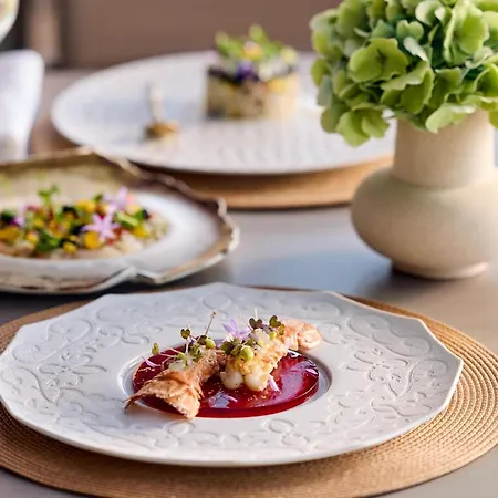 Pomegranate Wellness 리조트 5*