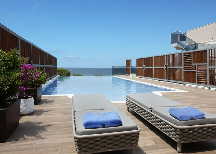 Pomegranate Wellness 5*