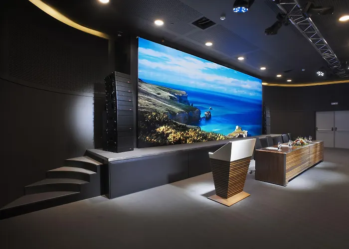 Semesteranläggning (resort) Pomegranate Wellness 5*